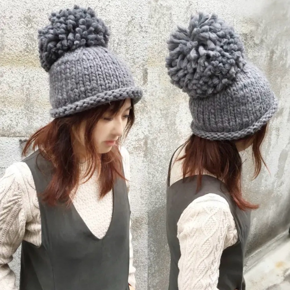 NWT Lizette Handmade Grey hat with oversized Pom Pom.